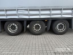 Schmitz Cargobull Curtainsider Mega Getränke