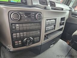 M.A.N. 26.500 TGX 6x2*4