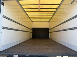 MERCEDES-BENZ ATEGO 818 L Koffer 6,10 m LBW 1 to.*AHK*EURO 6E
