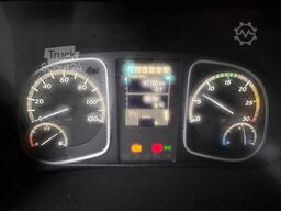 Mercedes-Benz Atego 818 Kipper