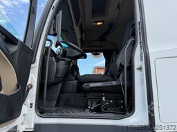 Mercedes-Benz Actros 1845