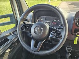 MERCEDES-BENZ SPRINTER 315 Bakwagen Laadklep!