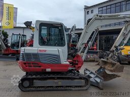 Takeuchi TB 250 V3