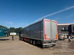 MERCEDES-BENZ Actros als Gesamtzug mit Schubboden