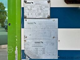 SCHMITZ CARGOBULL SKO 24 THERMO KING SLX 200 ONLY 3645 ENGINE HOUR