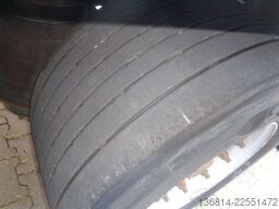 KÖGEL S24-1 Mega Liftachse 445/45 R19,5