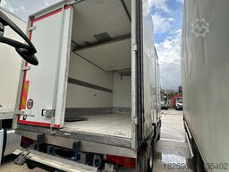 Mercedes-Benz Atego 818