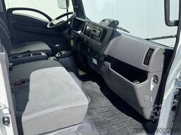 ISUZU NPR-M30 Autom. 5.2 l 190 PS Radst. 2.765 mm