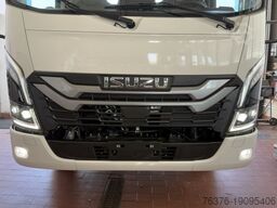 ISUZU NMR-M29 9Gang-Autom. Fahrgestell NEUES MODELL