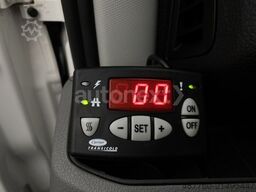 VOLKSWAGEN Crafter 35 *Tiefkühler* AHK 3,5t+LED+KAMERA (107