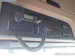 Mercedes-Benz 1851 LS Actros Gigaspace Retarder Standklima PTO