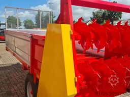  Meststrooier - Nieuw