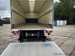 Volvo FM 330 6x2 , Lift-Lenkachse, 2 t LBW