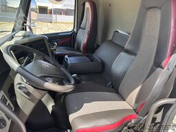 Volvo FM 330 6x2 , Lift-Lenkachse, 2 t LBW