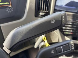 Volvo FM 330 6x2 , Lift-Lenkachse, 2 t LBW