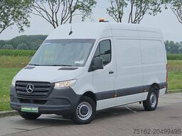 MERCEDES-BENZ SPRINTER 319 L2H2 V6 3.5t-Trekh.