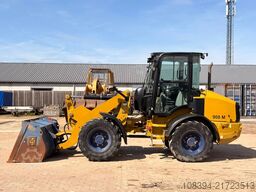 Yükleyici Caterpillar 908M