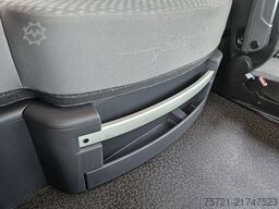 RENAULT T 440
