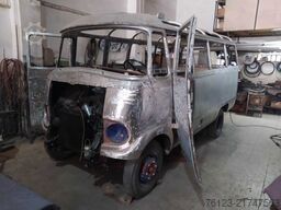 MERCEDES-BENZ Vorgänger Sprinter O 319 Samba mit Faltdach AC