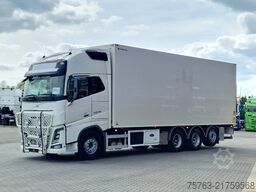 Volvo FH 16.750 XL 8x4*4 - Carrier Supra 1150 MT - Bi...