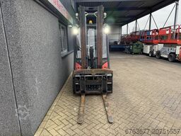 LINDE H25T-02 Triplo 550 Freelift / Sideshift / Vorkversteller LPG 2013