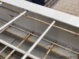 1200 x 1100 mm/ Materialfarbe: ähnl. beige/ Maschenweite außen 93x53mm