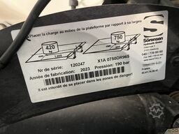 Ford Transit 2.0 TDCI L4 Trend 130 PK RWD Bakwagen /...