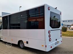 MERCEDES-BENZ 30 Sitzer Schul- Transferbus 519 Vorlauffahrzeug