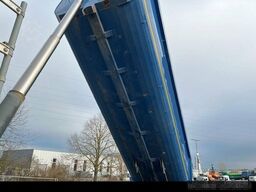 SCHMITZ CARGOBULL Schmitz Cargobull Stahl+Luft/Lift+Rollplane