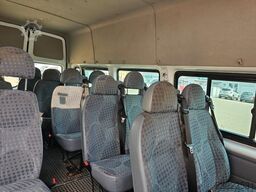 FORD Transit Trend 17 Sitzer