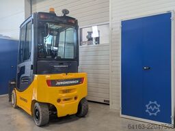 Jungheinrich EFG 320 GE120-480DZ