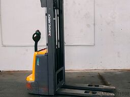 Jungheinrich EJC 112 LI ION 3.2m/ 698h/ 2020y