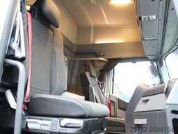 Renault T440   Kühlbox  Alu-Felgen   VollSpoiler   Navi