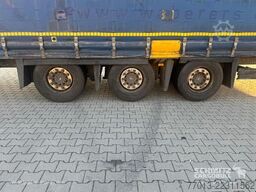 Schmitz Cargobull Curtainsider Mega