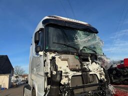 DAF XG  480 FT Mega Unfallschaden/damaged