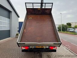 Mercedes-Benz 513 CDI, Crane Hiab 022-2 kipper