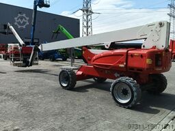 JLG M600JP