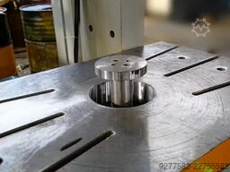 DIGIMA DC Prasa jednokolumnowa typu C hydrauliczna