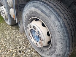 IVECO TRAKKER 420  LE 8X4 LIEBHERR  8 M3 EURO V.
