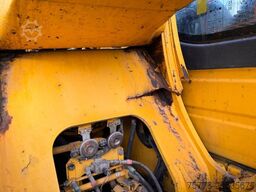 KOMATSU PC 210 LCD-8