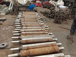 MINGYUAN Crawler mobile roller screener MYC1500x6000F4000 Soil stone separator