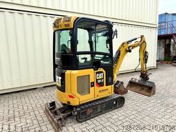 CATERPILLAR 301.8 / 2019 BJ / 2.299 H/ 2 x Löffel/ MS01