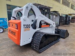 BOBCAT T300