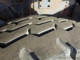 Scania P114-380 8X4 STEELKIPPER 20 CUB,MANUALGEARBOX,R...