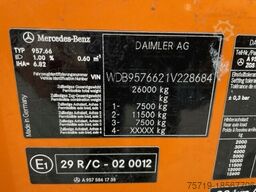 Mercedes-Benz 2629 6x2 Econic Haller Lotus