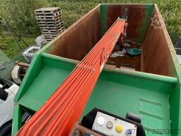  CONTAINER SCARRABILE USATO A CIELO APERTO CON GRU