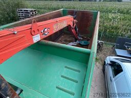  CONTAINER SCARRABILE USATO A CIELO APERTO CON GRU