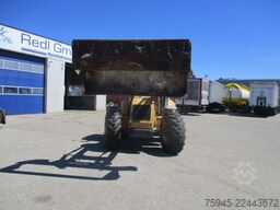 NEW HOLLAND LB 115-4PS, Reifen neuwertig