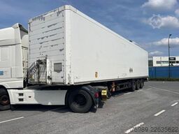Schmitz Cargobull SAF AXLES, DISC BRAKES, VERY GOOD TIRES