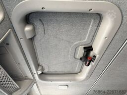 IVECO CITY KüHLER, CARRIER 1950 ELEKTROGENERATORBETRIEB üBER SZM,  LADEBORDWAND
